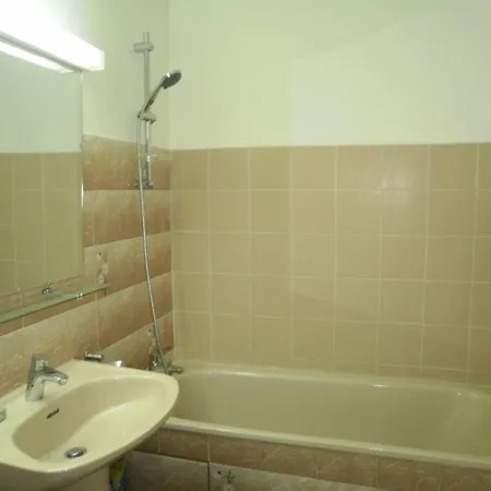 2pa80 - Dans Avec Piscine Appartement